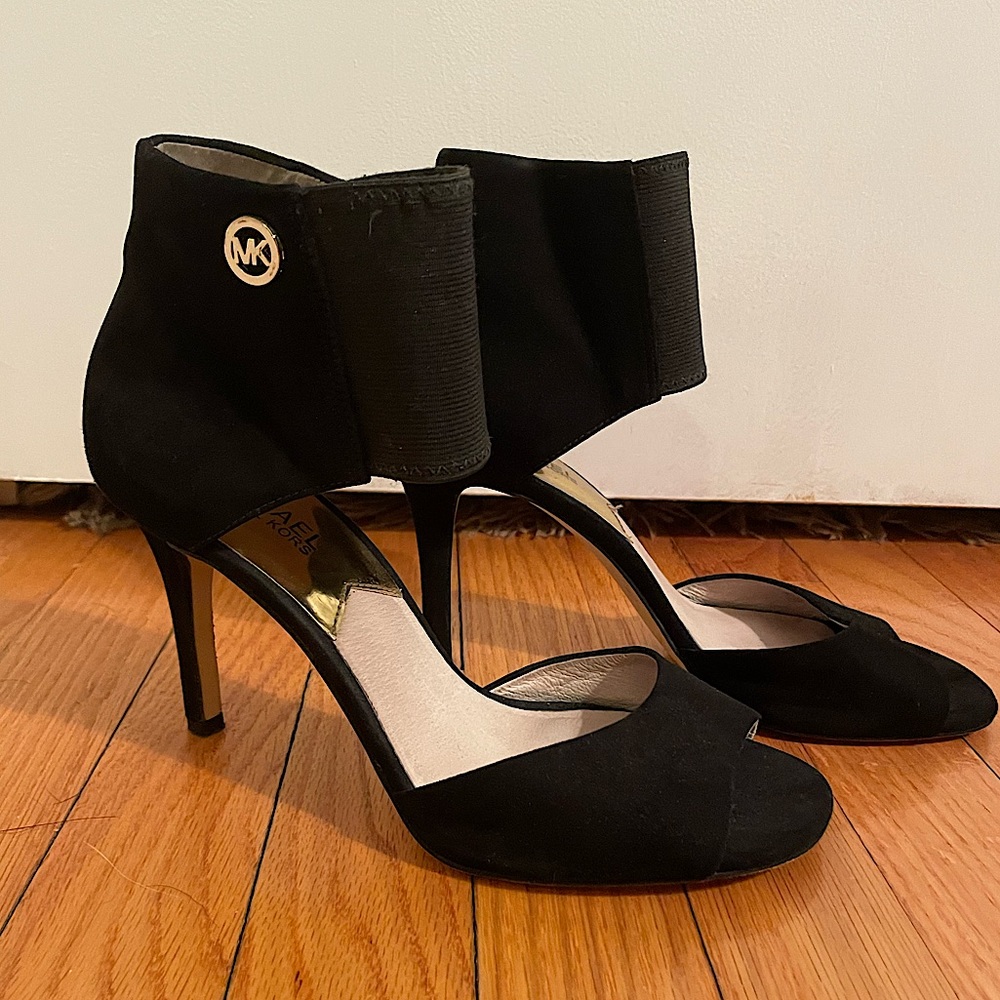 Michael by Michael Kors Black Velvet Heels 8.5